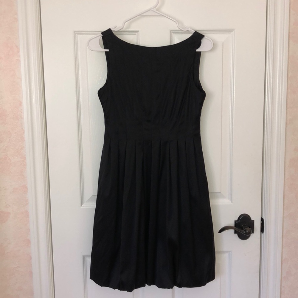 Maggy London Bubble Hem Black Cocktail Dress 4P